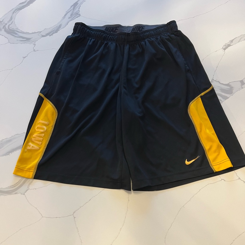 2/$30 Nike U of Iowa men’s athletic gym shorts size XL black yellow gold ncaa